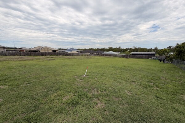 81 Newton Street, Monto, QLD 4630