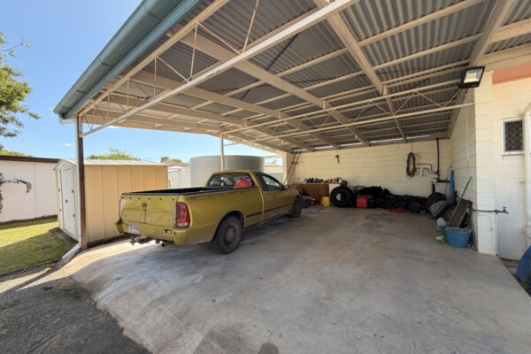 29 Mitchell Street, Monto, Qld 4630