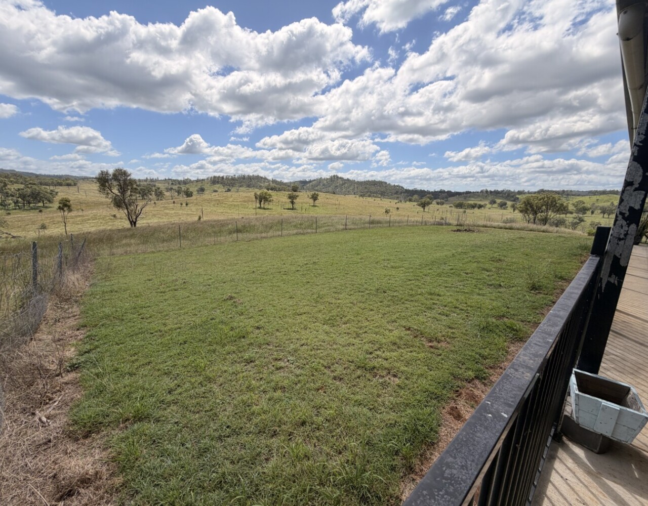 Charming 3-Bedroom Farmhouse Rental with Stunning Views - Eidsvold ...
