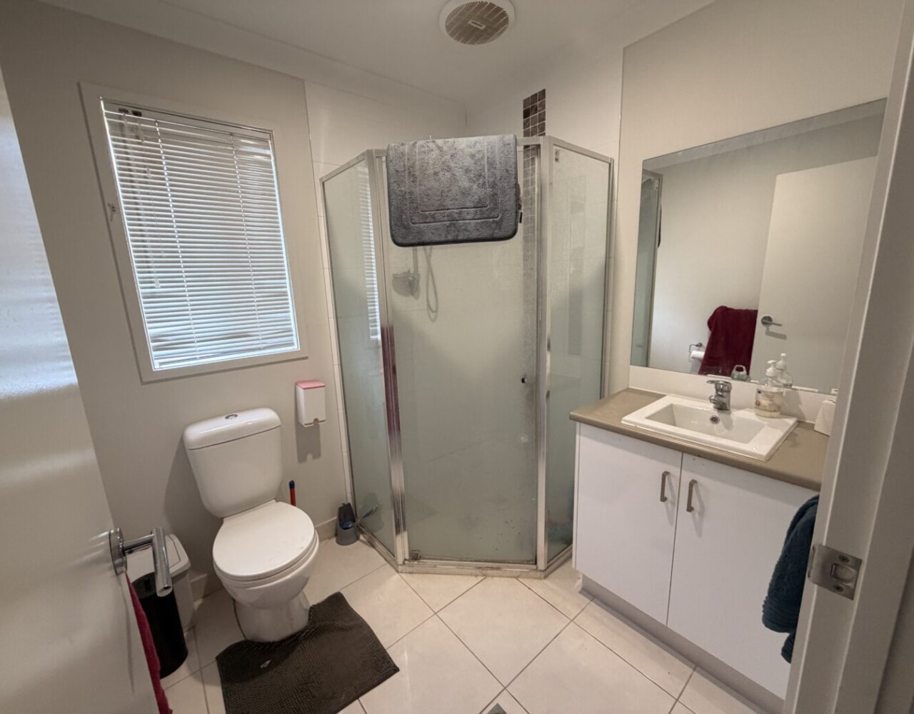 5 Charles Darwin Drive, Monto, QLD 4630