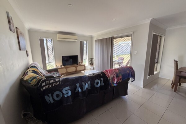 5 Charles Darwin Drive, Monto, QLD 4630