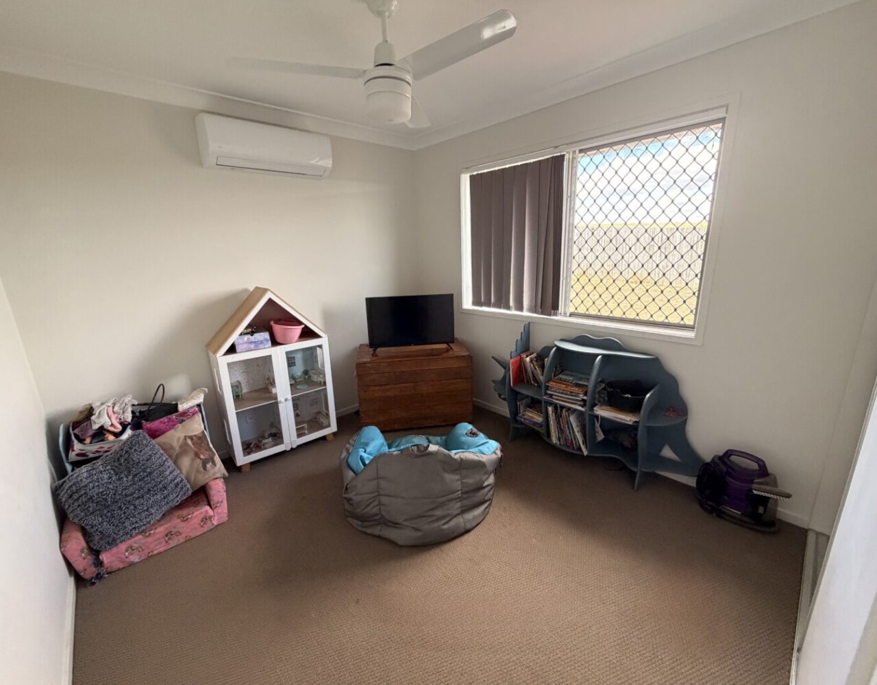 5 Charles Darwin Drive, Monto, QLD 4630